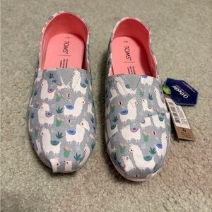 TOMS Slip-ons with Llama Print - Gray and Pink